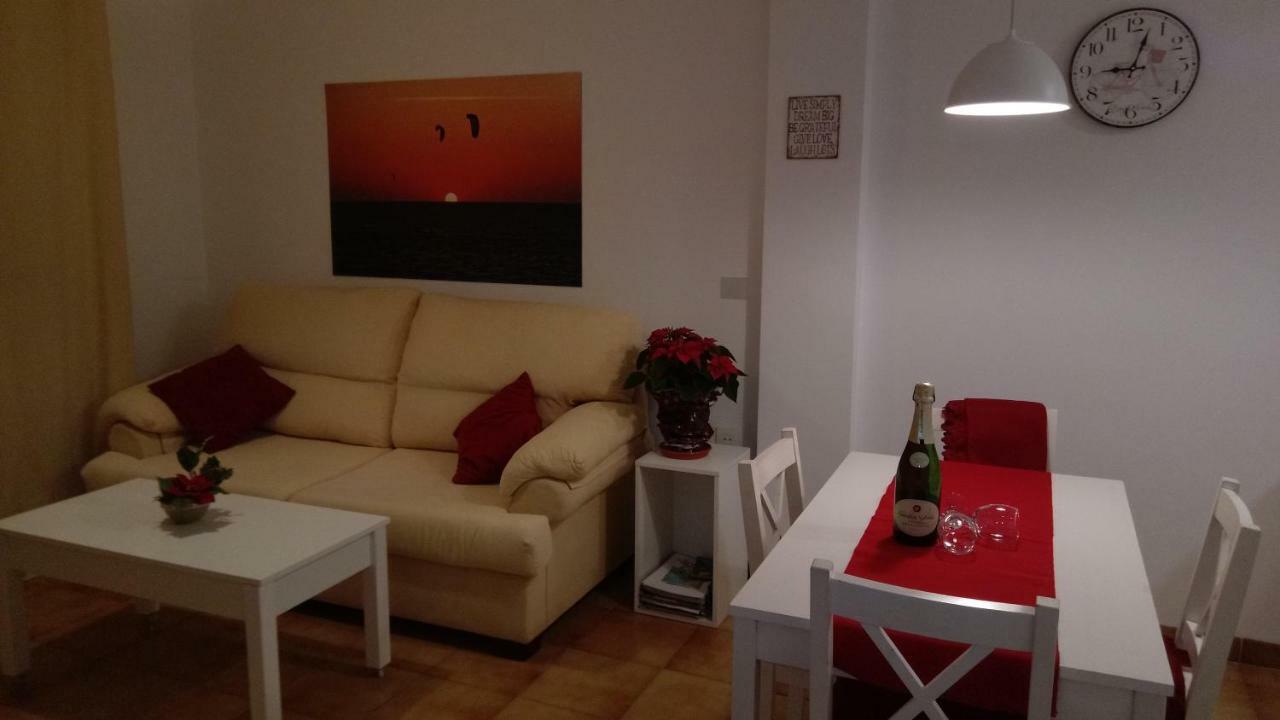 Bonito, luminoso, cerca del mar con Parking Apartment Tarifa Exterior foto